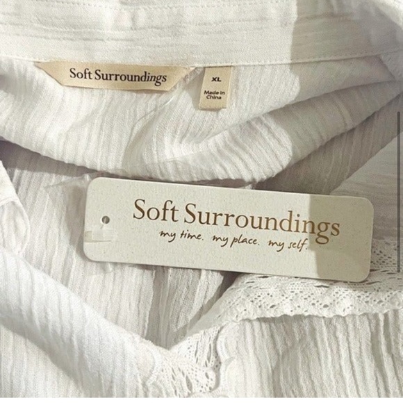 Soft Surroundings Regatta White Gauze V-Neck Top - Picture 2 of 13